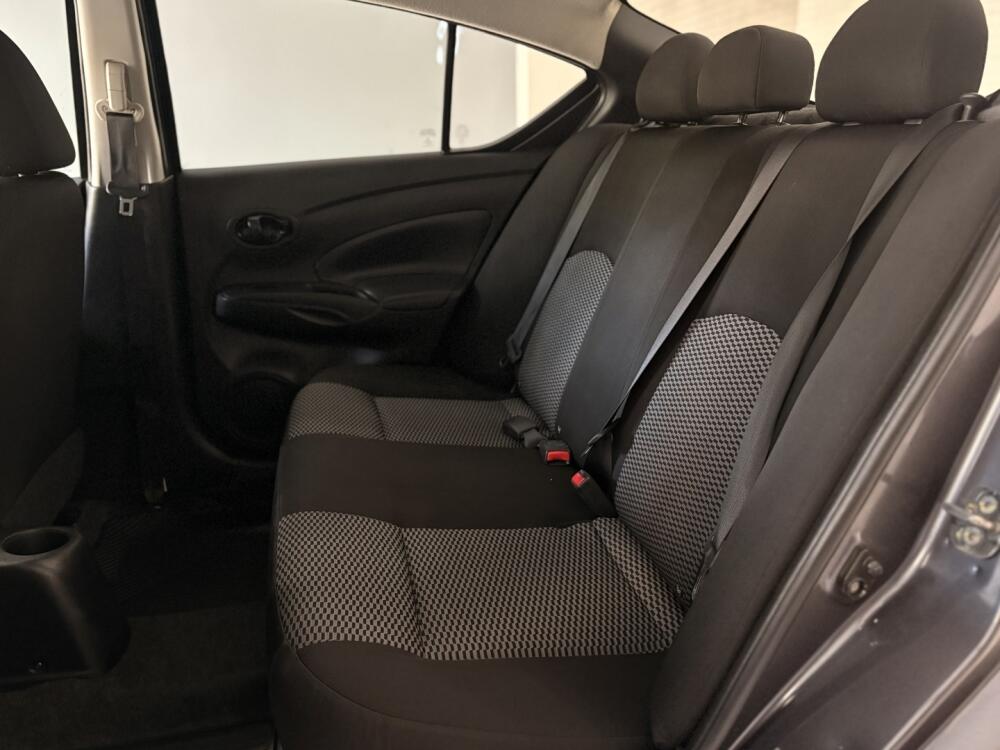 Nissan Versa