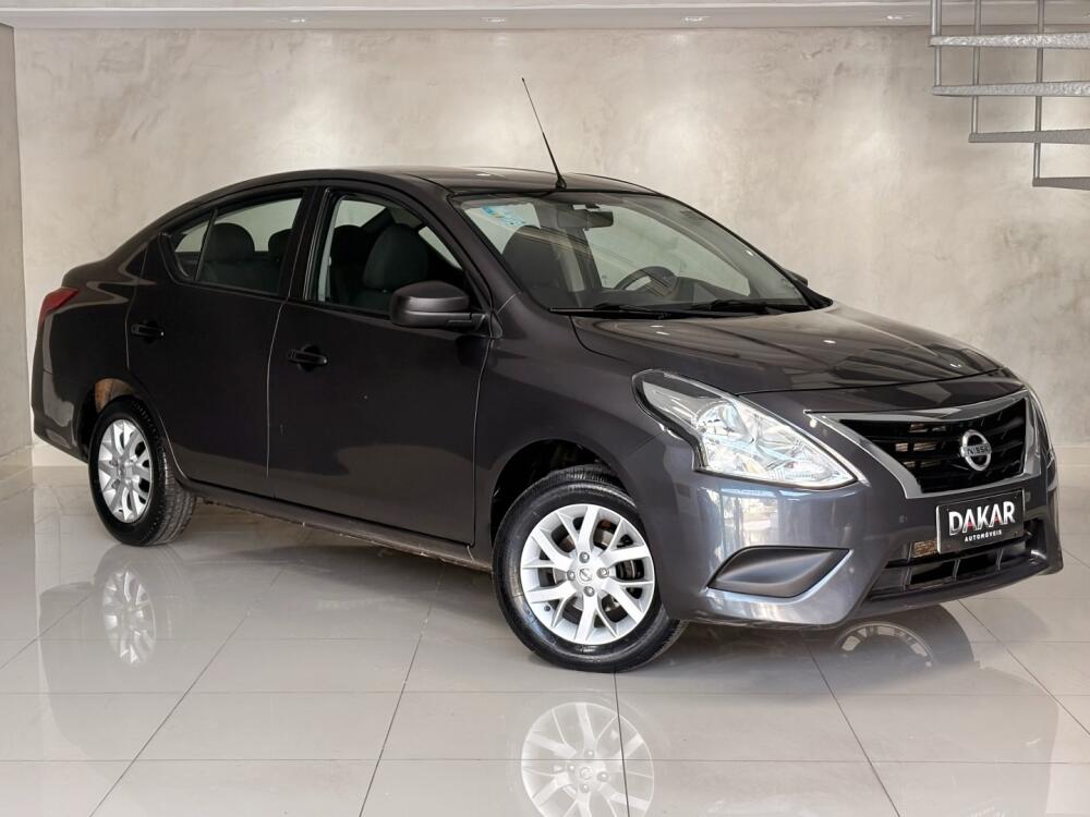 Nissan Versa