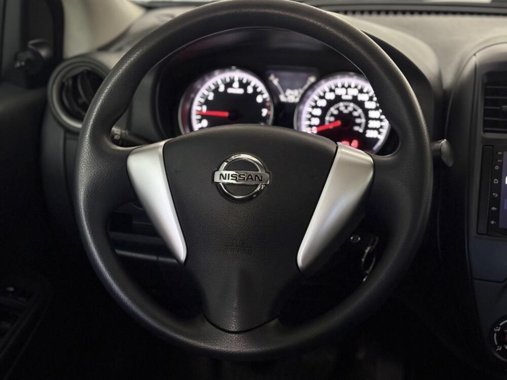 Nissan Versa