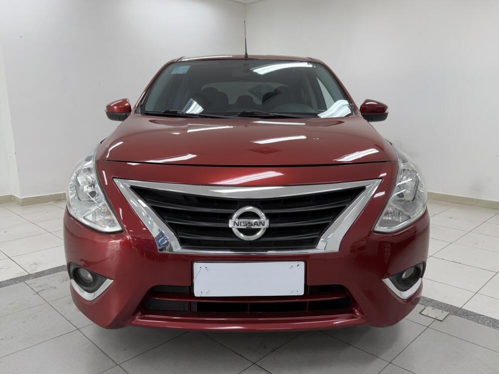 Nissan Versa