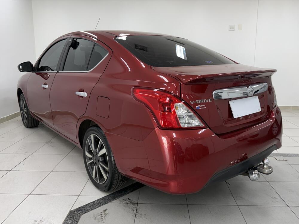 Nissan Versa