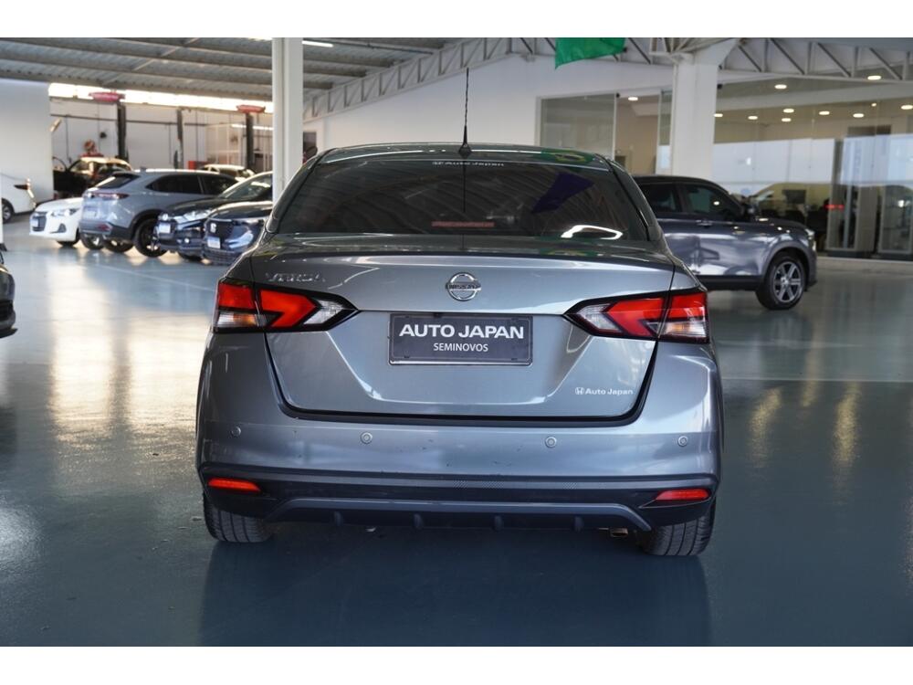 Nissan Versa