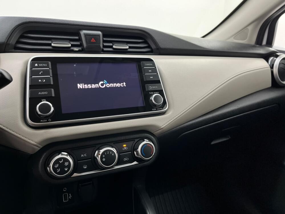 Nissan Versa