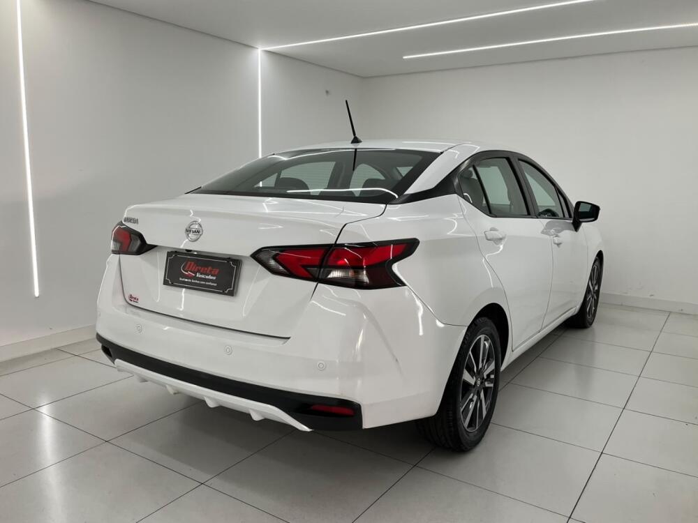 Nissan Versa