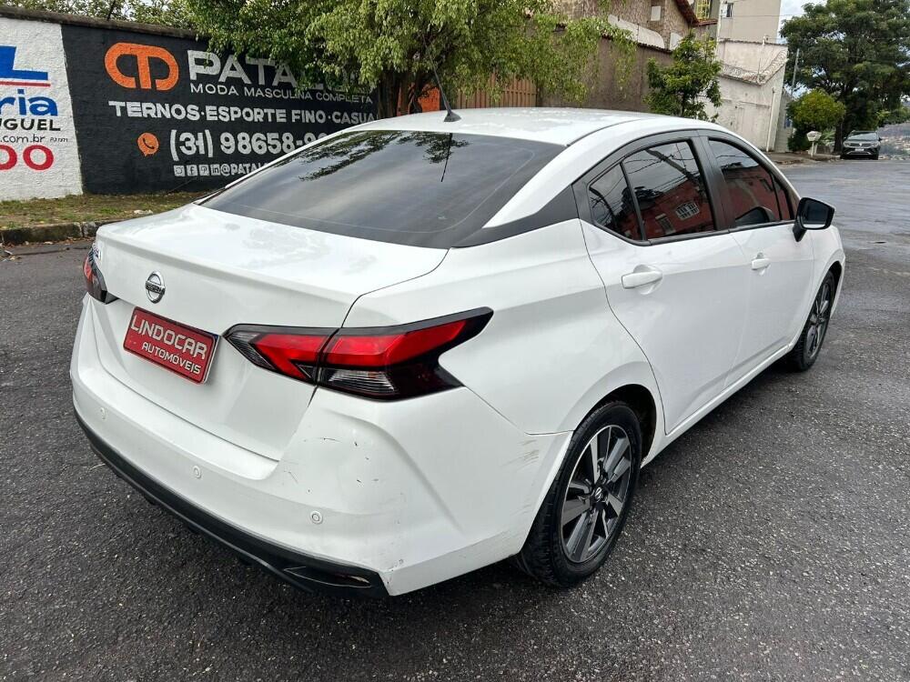 Nissan Versa