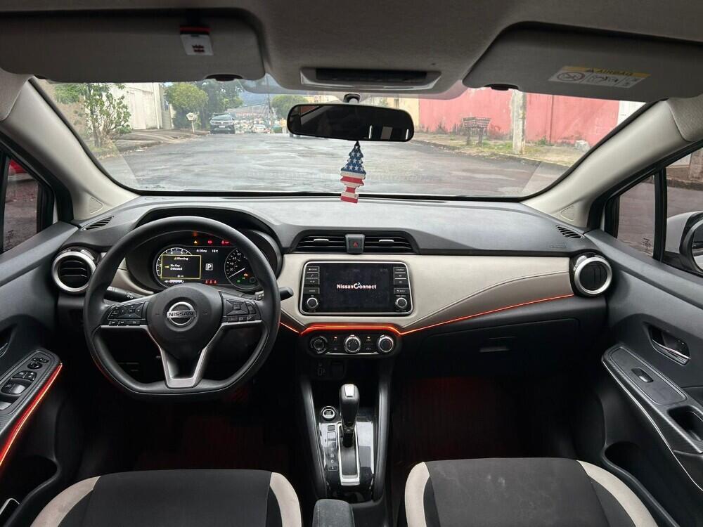 Nissan Versa