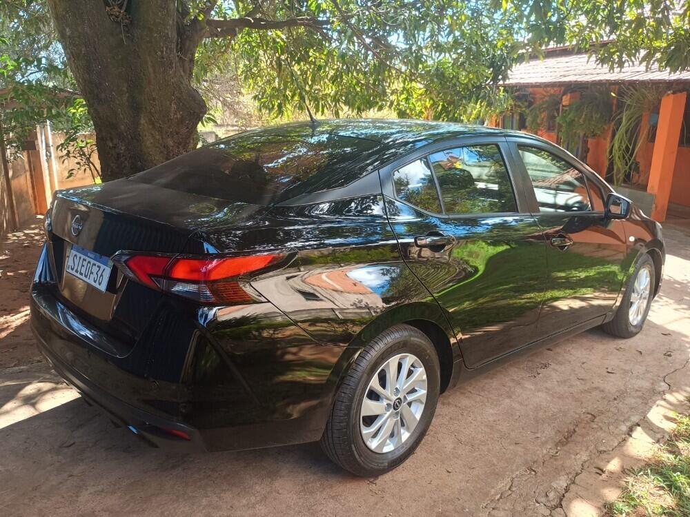 Nissan Versa