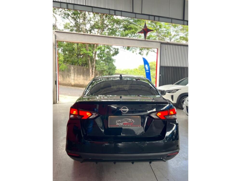Nissan Versa