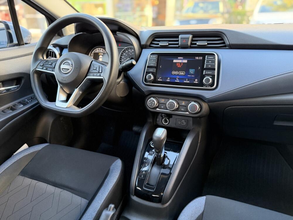 Nissan Versa