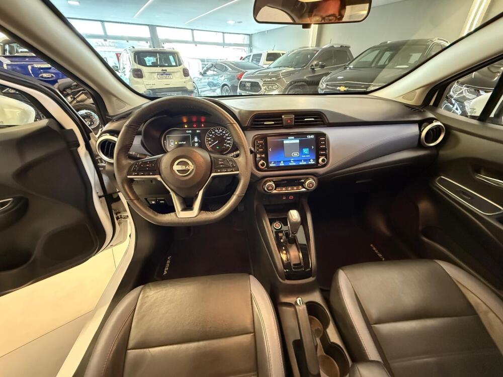 Nissan Versa