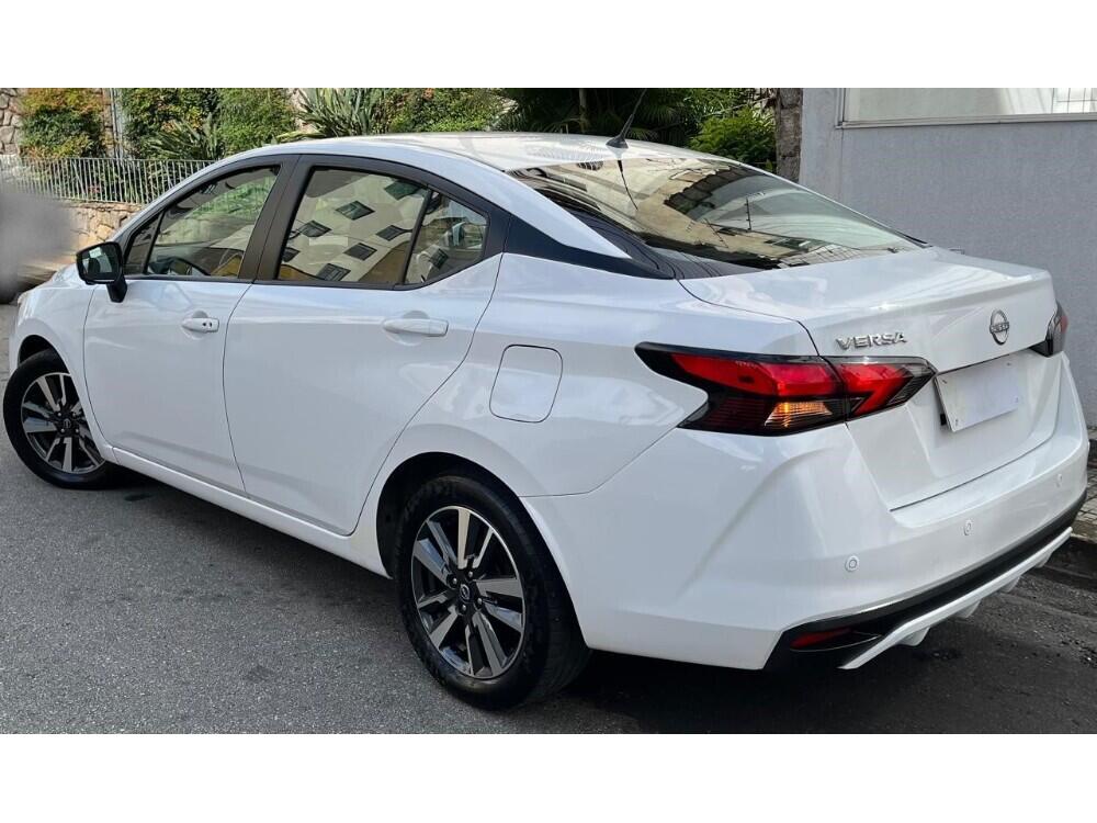 Nissan Versa