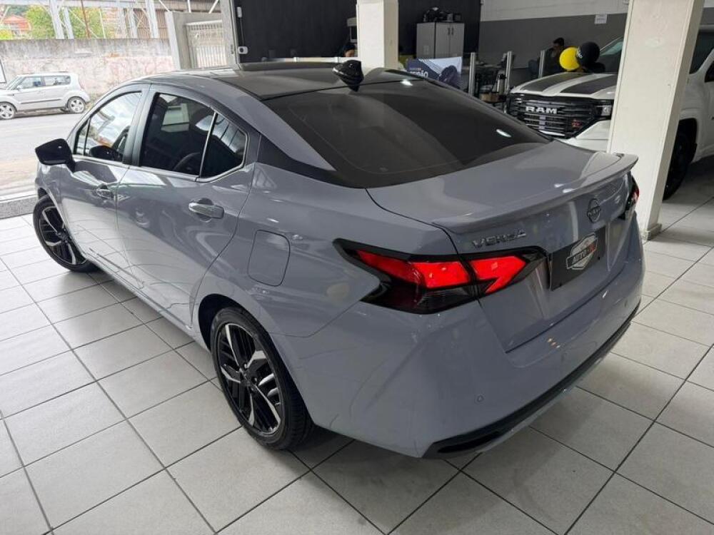 Nissan Versa