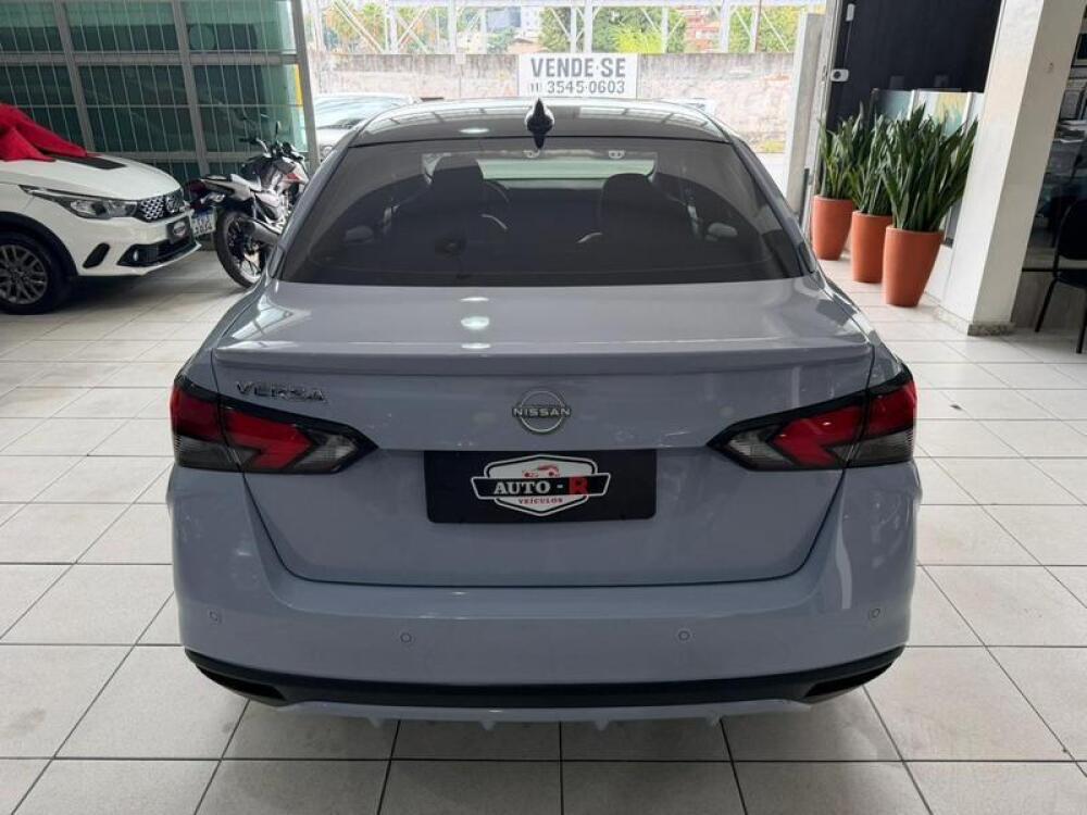 Nissan Versa