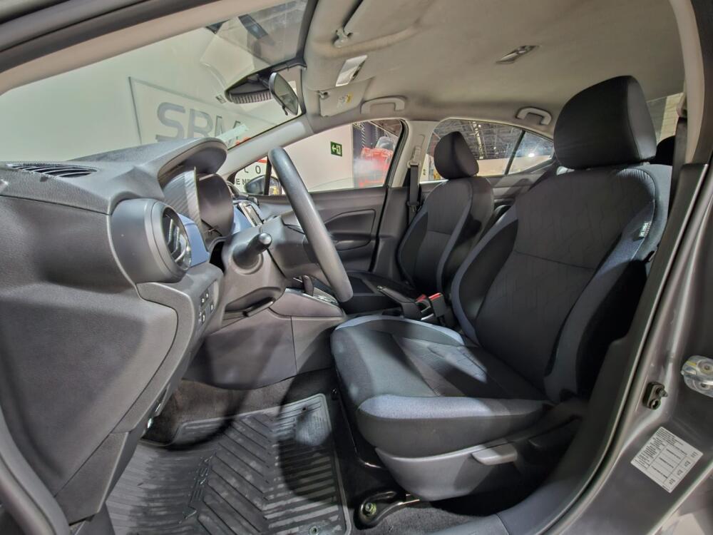 Nissan Versa