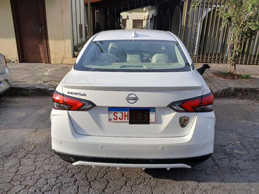 Nissan Versa