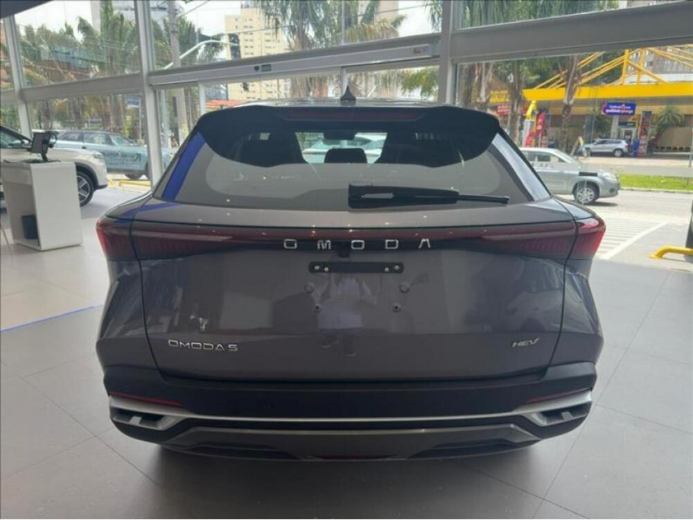 Omoda E5