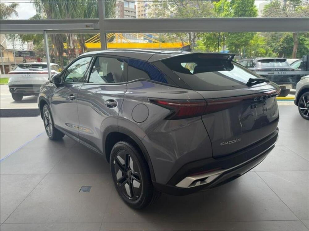 Omoda E5