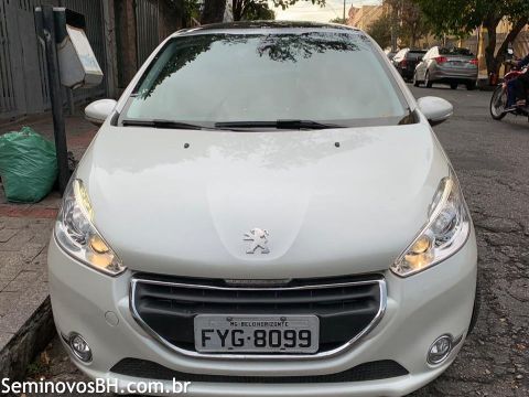 Peugeot 208 Peugeot 208