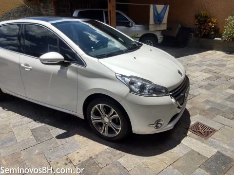 Peugeot 208 Peugeot 208