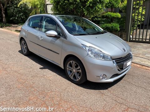 Peugeot 208 Peugeot 208
