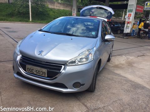 Peugeot 208 Peugeot 208