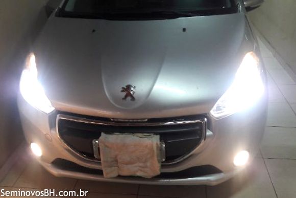 Peugeot 208 Peugeot 208