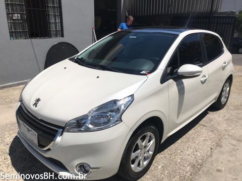 Peugeot 208 Peugeot 208
