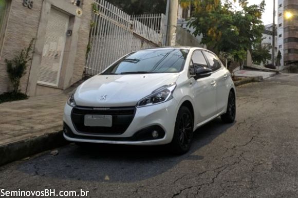 Peugeot 208 Peugeot 208