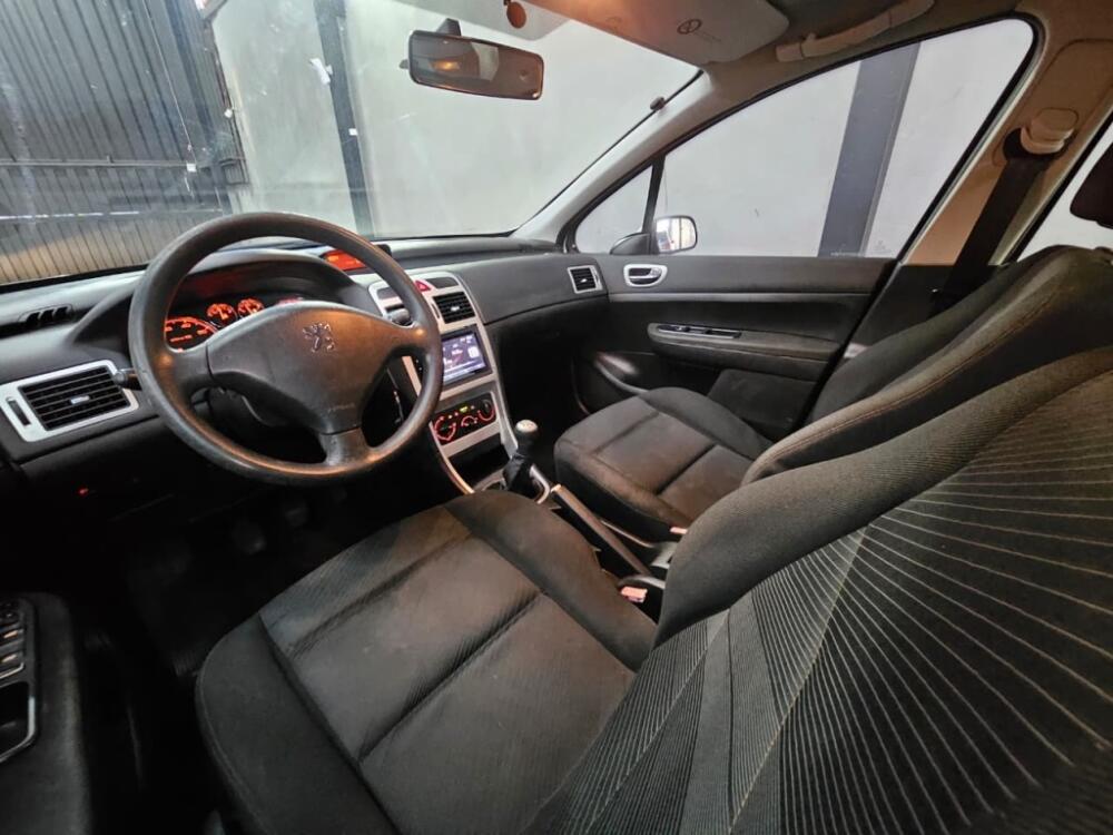 Peugeot 307