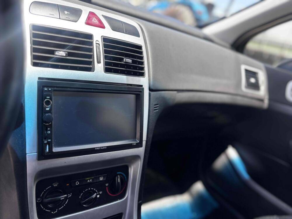 Peugeot 307