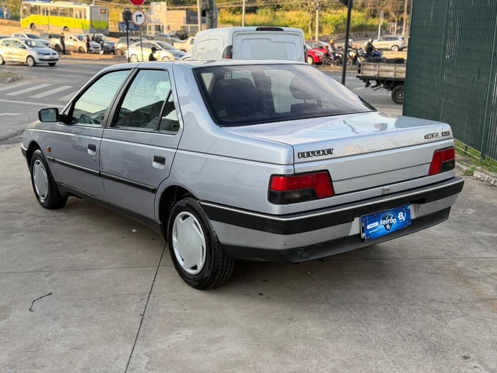 Peugeot 405