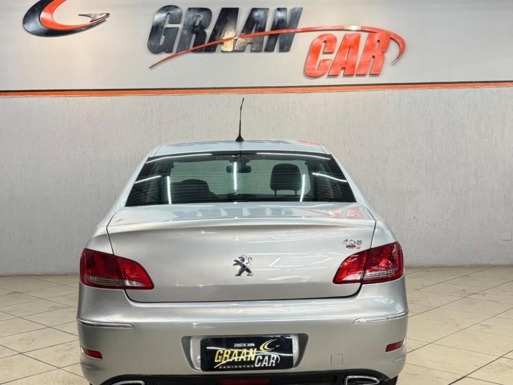 Peugeot 408