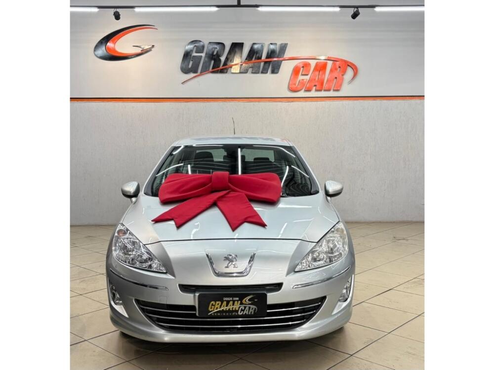Peugeot 408