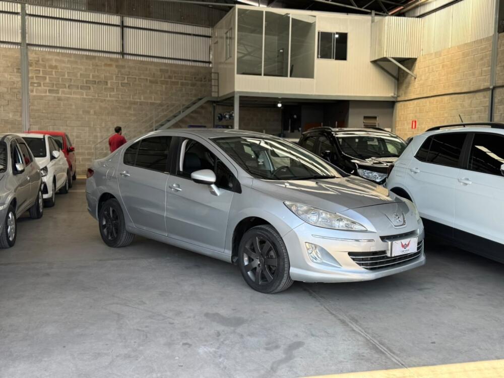 Peugeot 408
