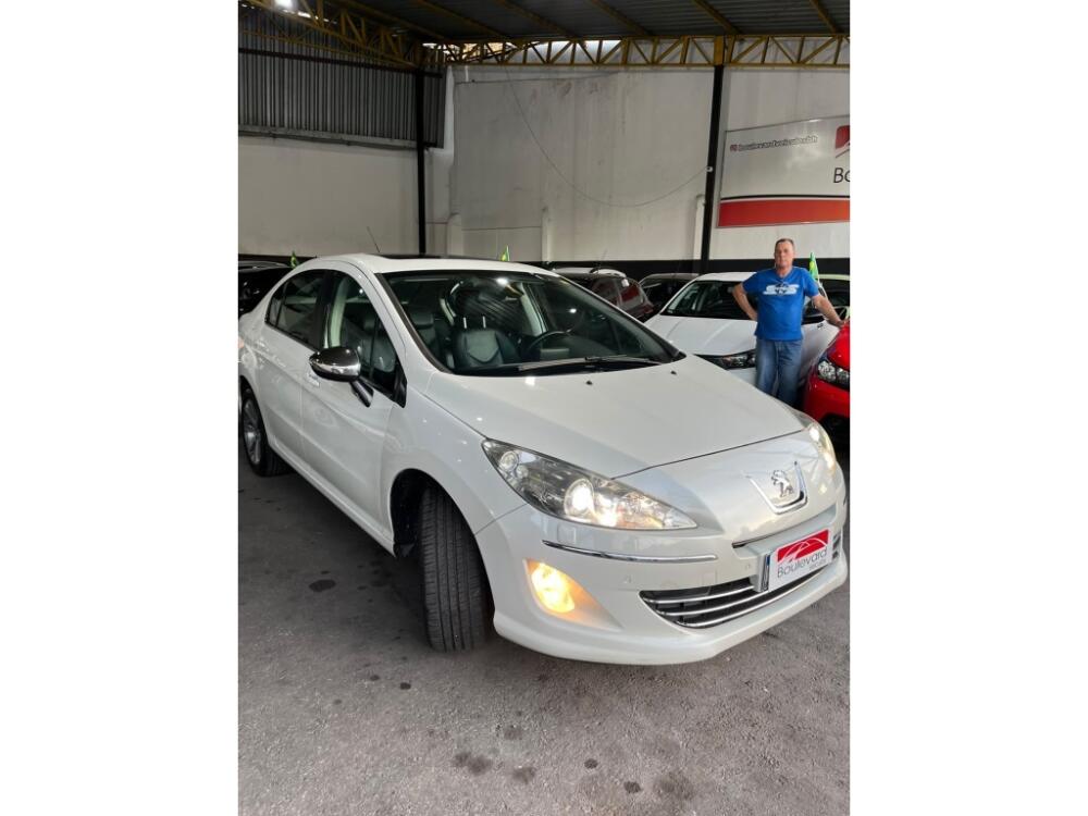 Peugeot 408