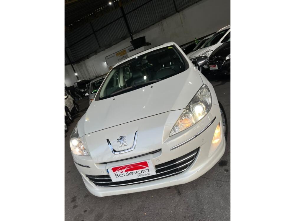 Peugeot 408