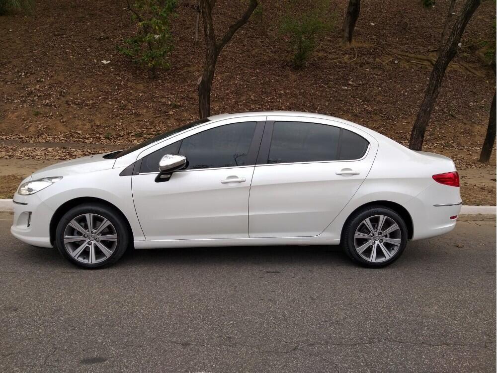Peugeot 408