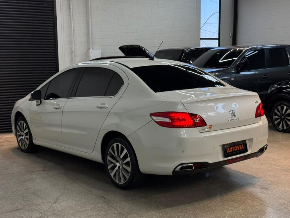 Peugeot 408