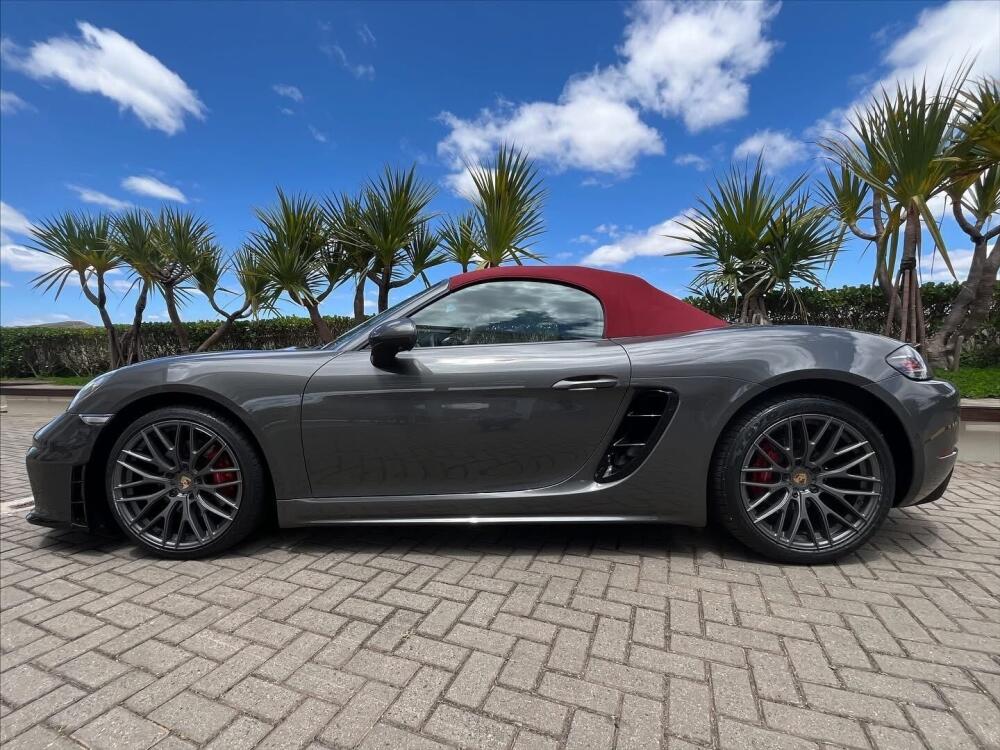 Porsche 718