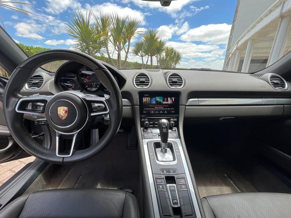 Porsche 718