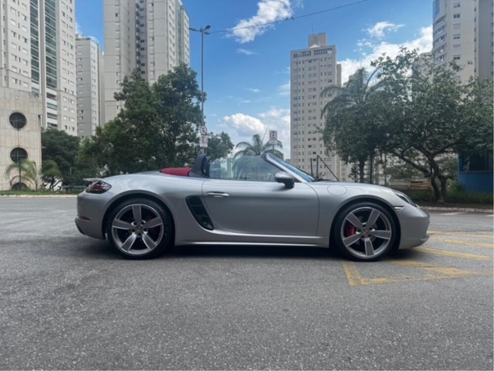 Porsche 718