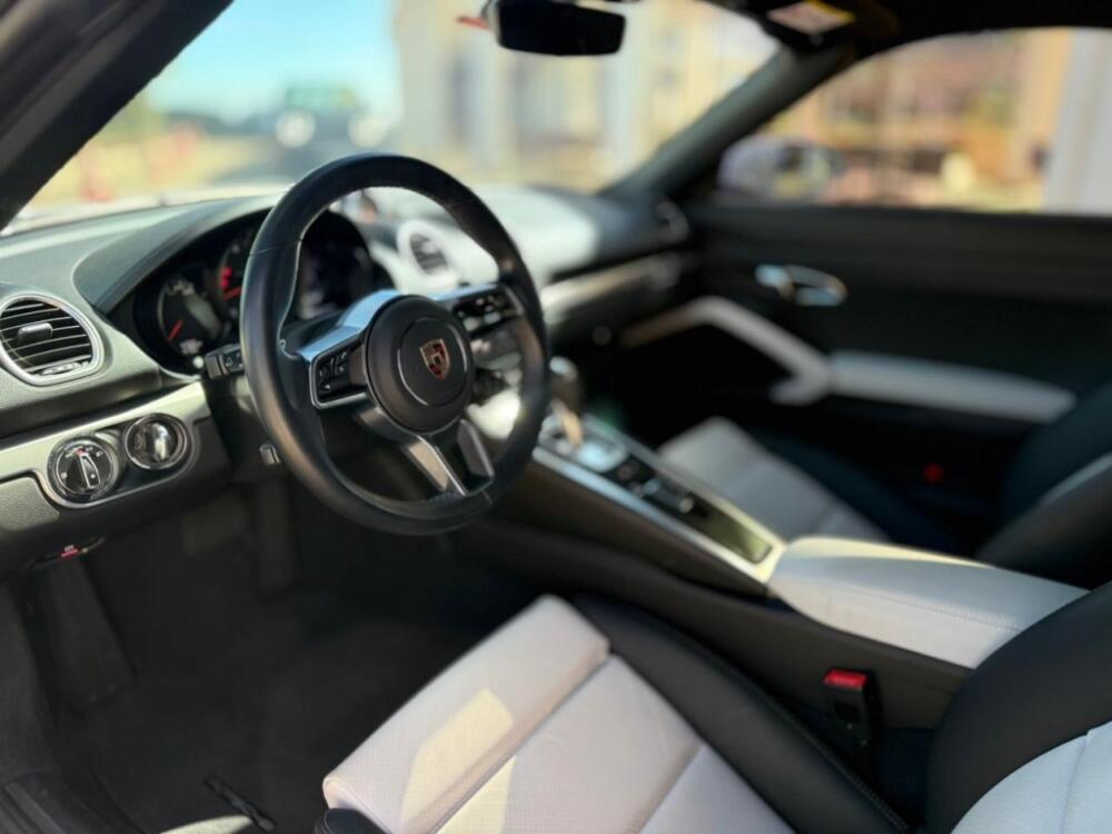 Porsche 718
