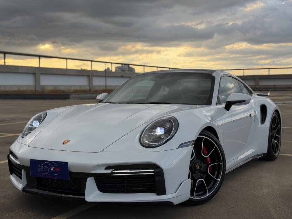 Porsche 911 3.8 24V H6 GASOLINA TURBO PDK 2020