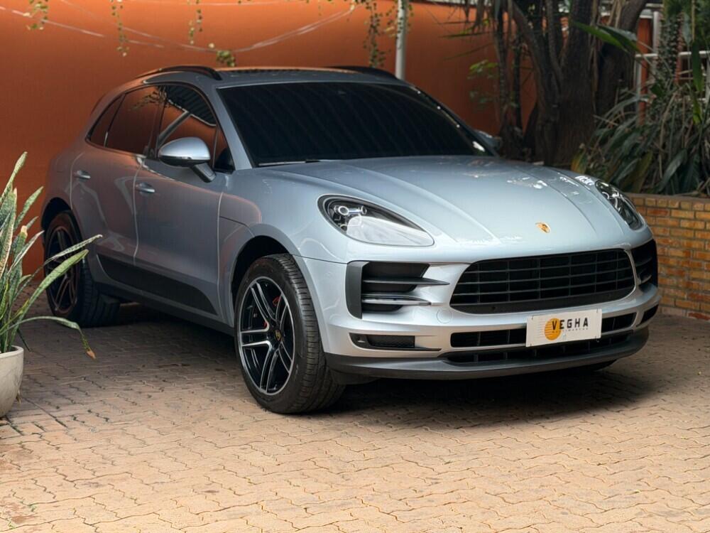Porsche Macan 2.0 TURBO 2021