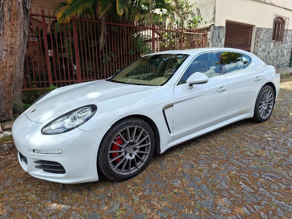 Porsche Panamera 3.0 24v V6 420cv 2013