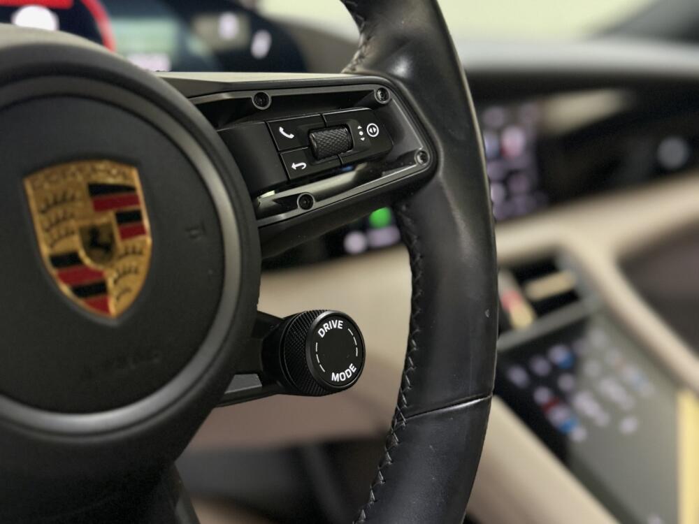Porsche Taycan