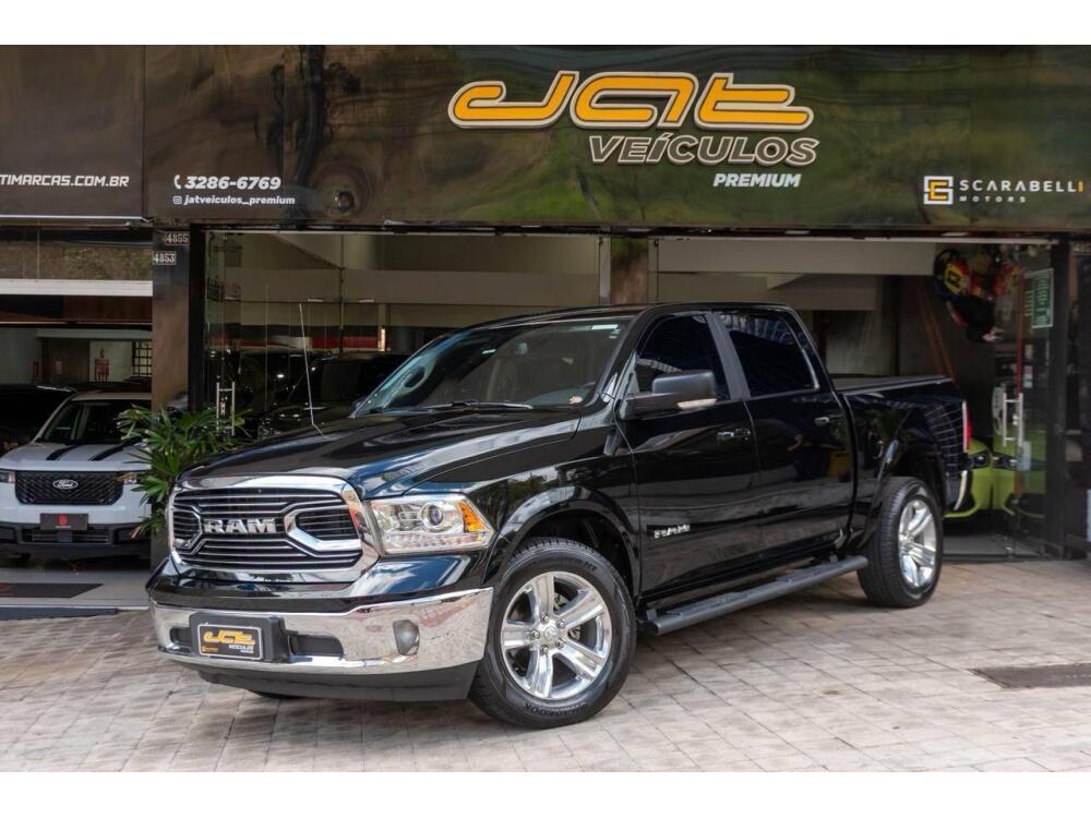 Ram 1500 LARAMIE 5.7 CD V8 4X 2023
