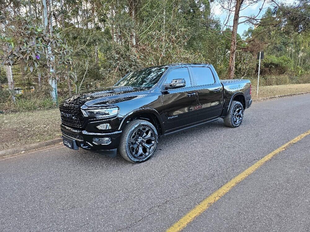 Ram 1500 LIMITED CD 4X4 Night Edition 2024