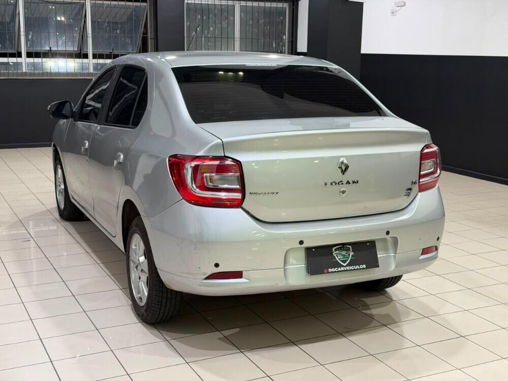 Renault Logan