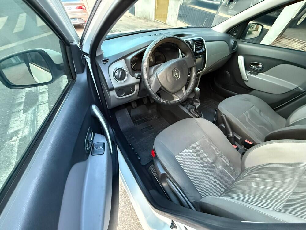 Renault Logan